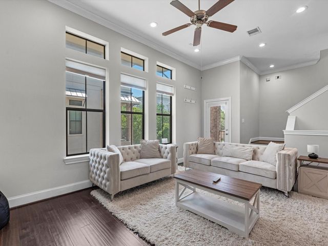 3610 Chenevert Street, Houston, TX 77004