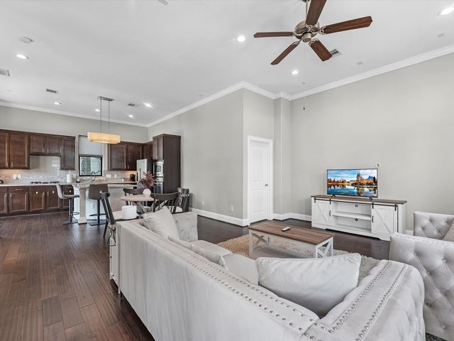 3610 Chenevert Street, Houston, TX 77004