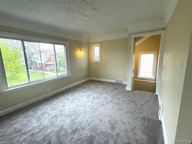 12538 Promenade Street, Detroit, MI 48213