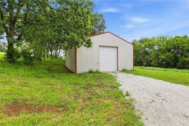 33305 Reber Road, Sibley, MO 64088