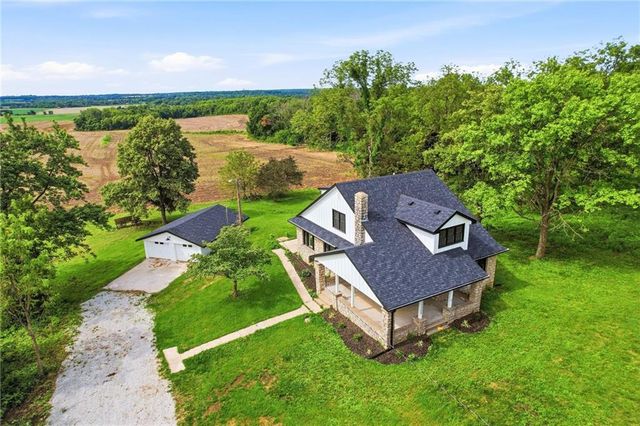 33305 Reber Road, Sibley, MO 64088