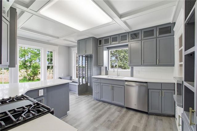 33305 Reber Road, Sibley, MO 64088