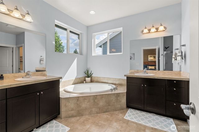 3307 Highlands Boulevard, Puyallup, WA 98372