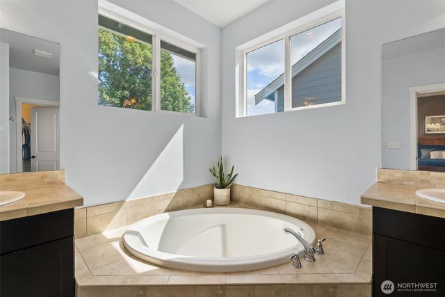 3307 Highlands Boulevard, Puyallup, WA 98372