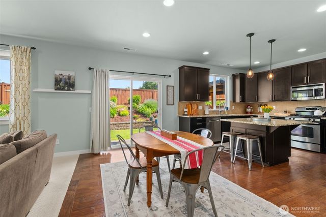 3307 Highlands Boulevard, Puyallup, WA 98372