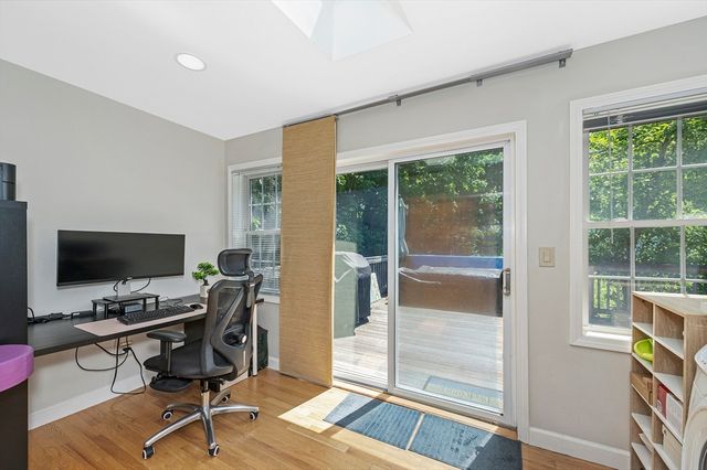122 Massachusetts Ave 122, Lexington, MA 02420