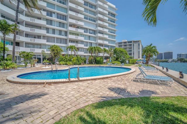 9101 E Bay Harbor Dr 101, Bay Harbor Islands, FL 33154
