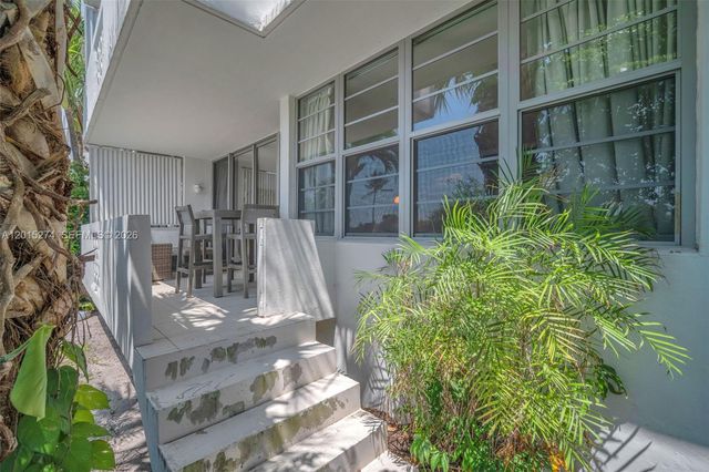 9101 E Bay Harbor Dr 101, Bay Harbor Islands, FL 33154
