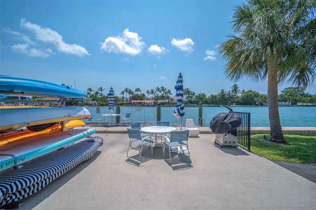 9101 E Bay Harbor Dr 101, Bay Harbor Islands, FL 33154