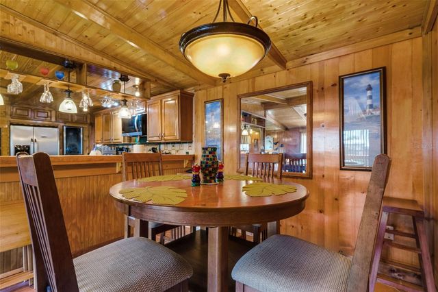 2350 LAKEVIEW DRIVE, Haines City, FL 33844