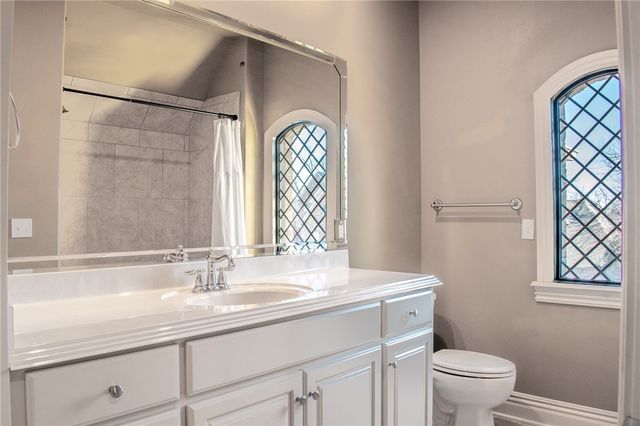 5106 S Sloan Circle, Rogers, AR 72758