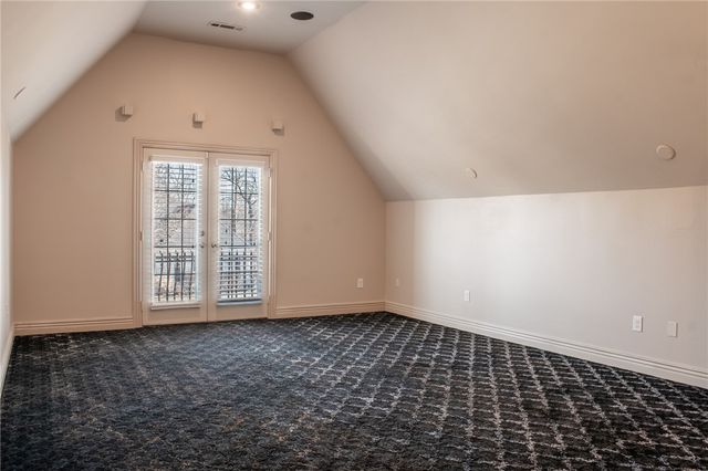 5106 S Sloan Circle, Rogers, AR 72758