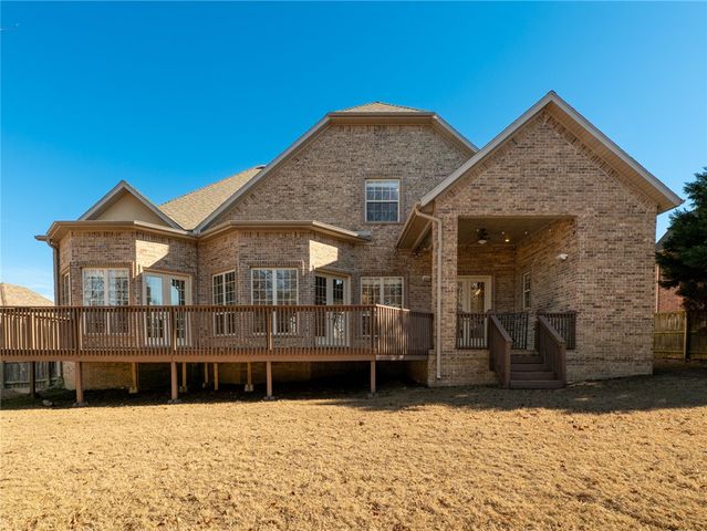 5106 S Sloan Circle, Rogers, AR 72758