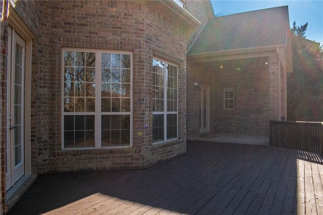 5106 S Sloan Circle, Rogers, AR 72758