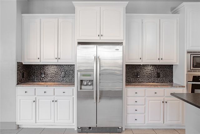 5106 S Sloan Circle, Rogers, AR 72758