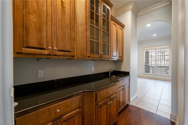 5106 S Sloan Circle, Rogers, AR 72758