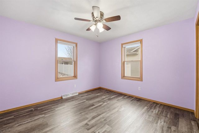 1820 BASSWOOD LANE, Little Chute, WI 54140