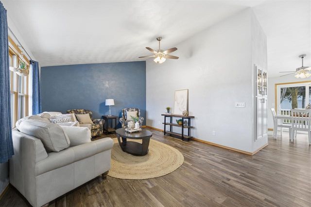 1820 BASSWOOD LANE, Little Chute, WI 54140