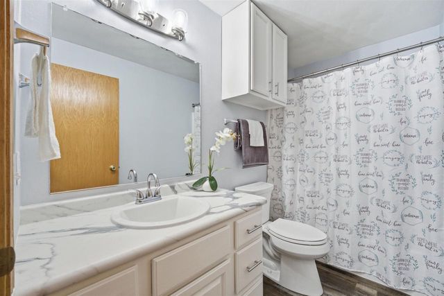 1820 BASSWOOD LANE, Little Chute, WI 54140