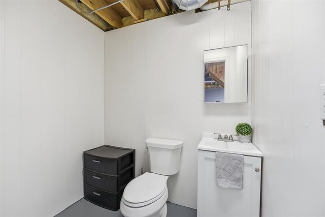 1820 BASSWOOD LANE, Little Chute, WI 54140