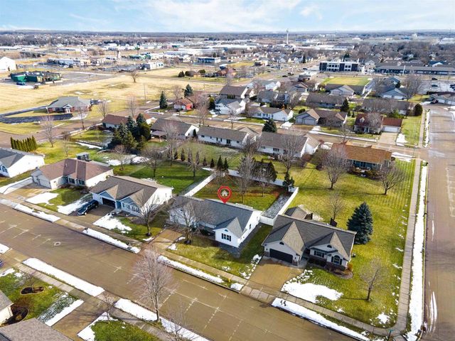 1820 BASSWOOD LANE, Little Chute, WI 54140