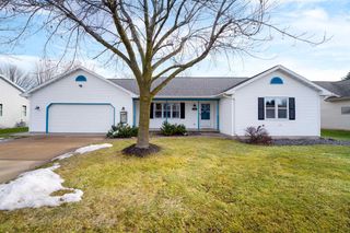 1820 BASSWOOD LANE, Little Chute, WI 54140
