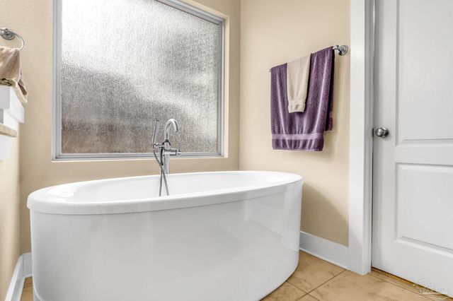 8606 Foxtail Loop, Pensacola, FL 32526