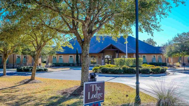 8606 Foxtail Loop, Pensacola, FL 32526