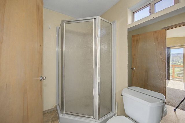 5366 Pioneer Road, Medford, OR 97501