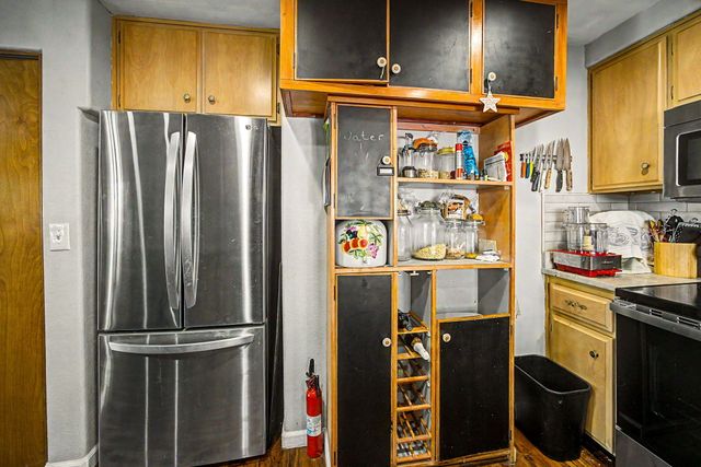 5366 Pioneer Road, Medford, OR 97501