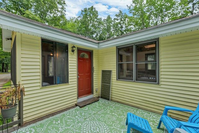 52 Pine Grove Lane, Lebanon, ME 04027