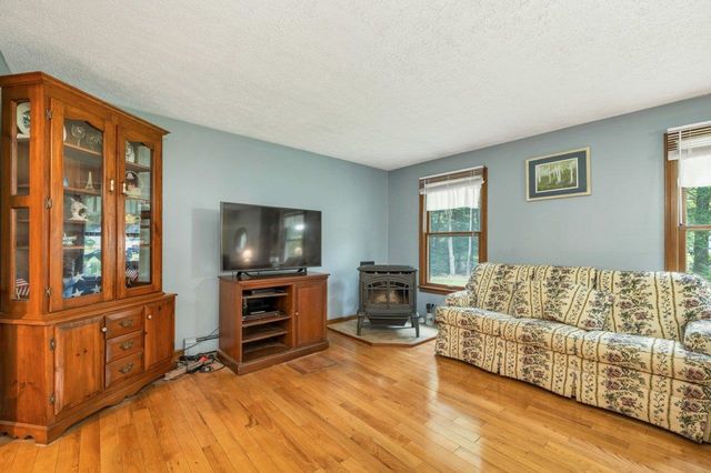 52 Pine Grove Lane, Lebanon, ME 04027