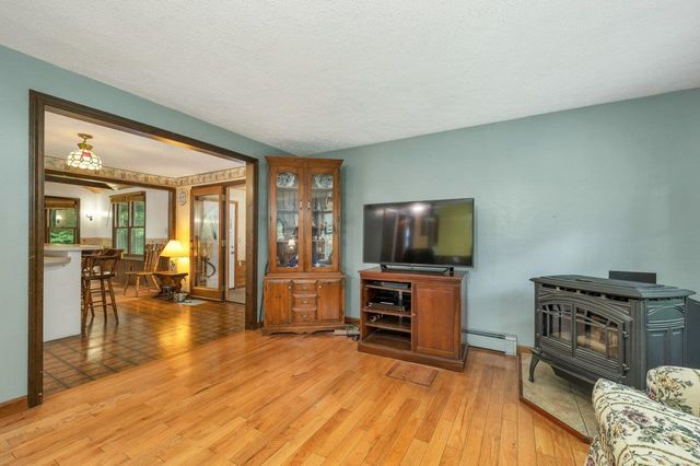 52 Pine Grove Lane, Lebanon, ME 04027