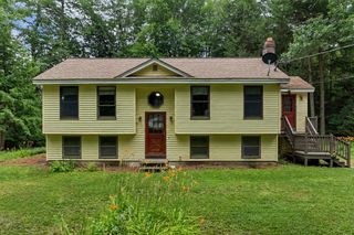52 Pine Grove Lane, Lebanon, ME 04027