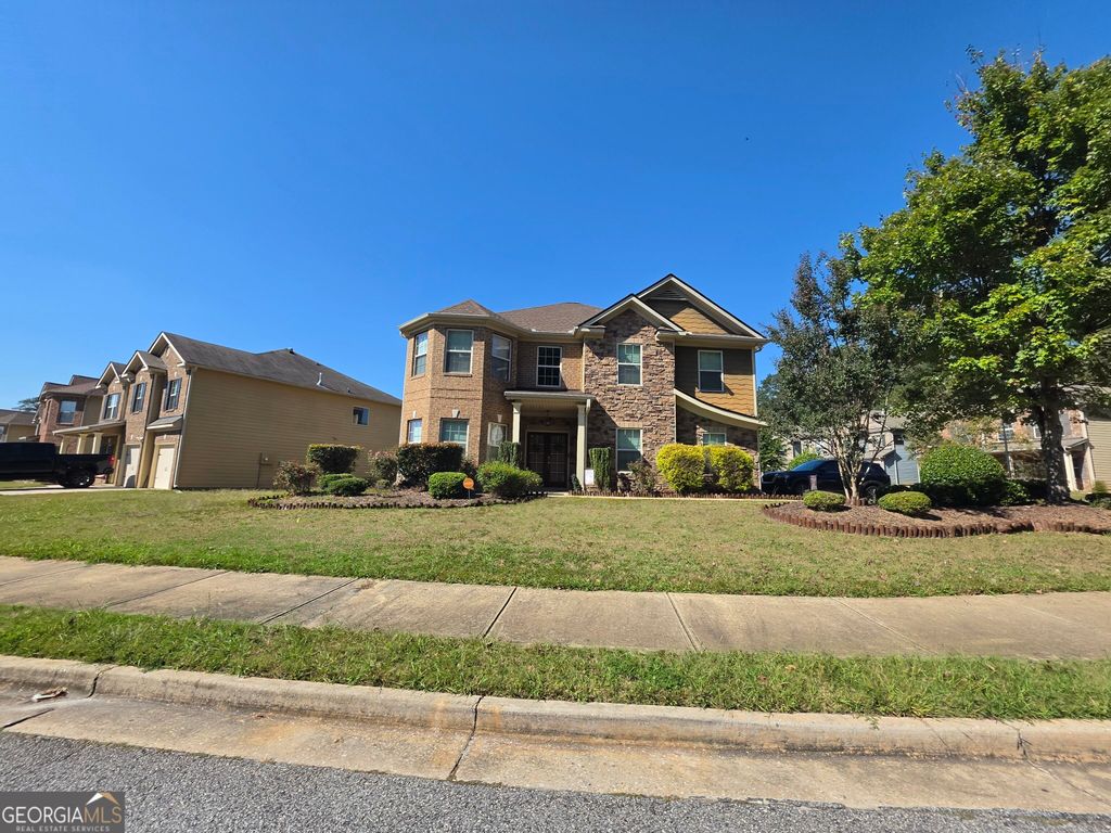 7502 Bowhead Court, Fairburn, GA 30213 — exterior