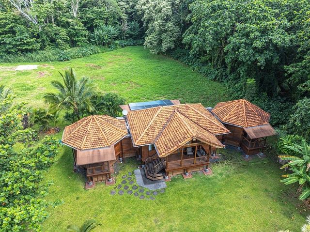 165 Waikoloa Rd, Hana, HI 96713
