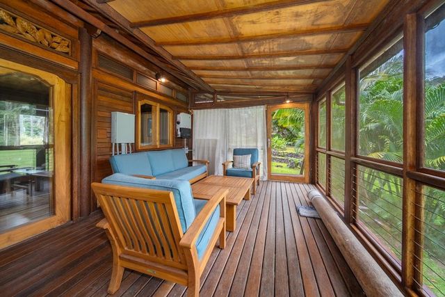 165 Waikoloa Rd, Hana, HI 96713