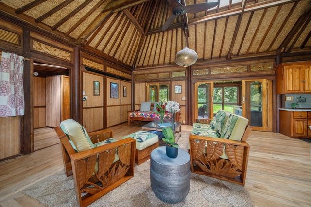 165 Waikoloa Rd, Hana, HI 96713