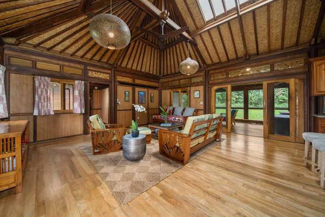 165 Waikoloa Rd, Hana, HI 96713