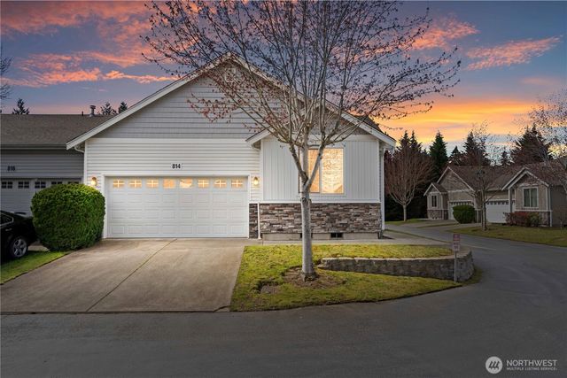 814 10th Street SE, Puyallup, WA 98372