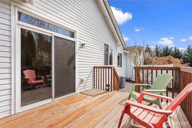 814 10th Street SE, Puyallup, WA 98372