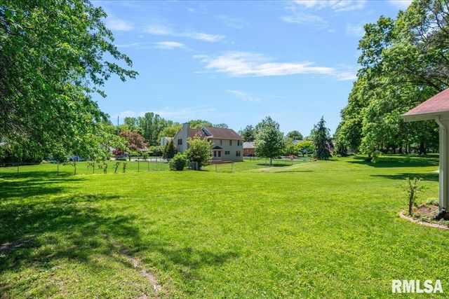 61 SARAH Avenue, Springfield, IL 62703