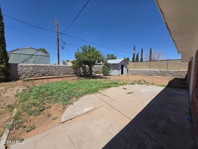 2705 FIERRO Drive, El Paso, TX 79935