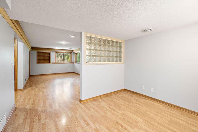 22469 130th Avenue N, Rogers, MN 55374