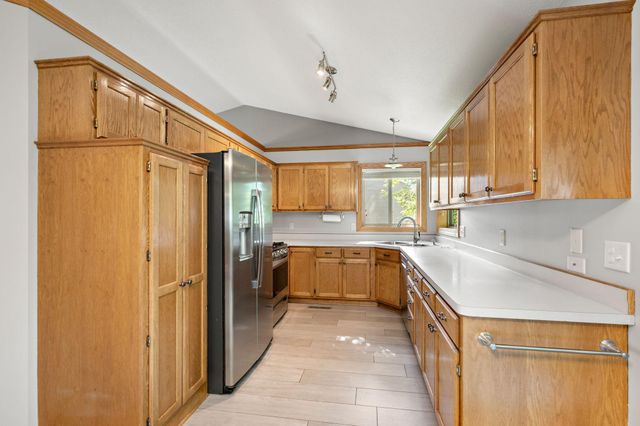 22469 130th Avenue N, Rogers, MN 55374
