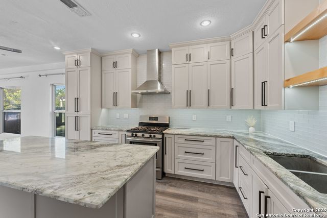 733 Delmar, San Antonio, TX 78210