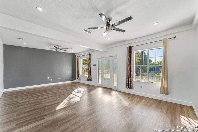 733 Delmar, San Antonio, TX 78210