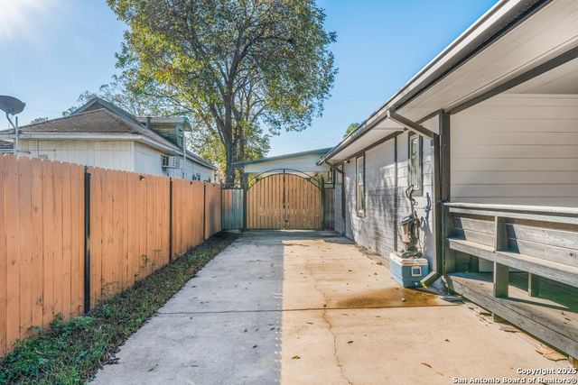 733 Delmar, San Antonio, TX 78210