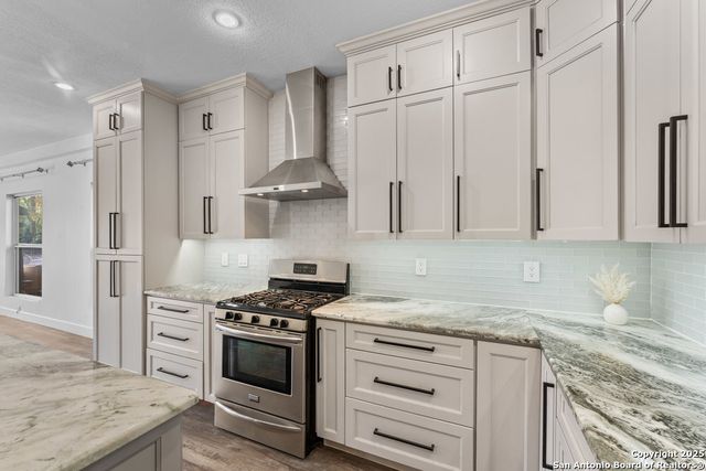 733 Delmar, San Antonio, TX 78210