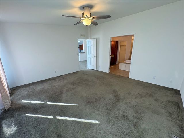 869 S Escuela Road, Golden Valley, AZ 86413